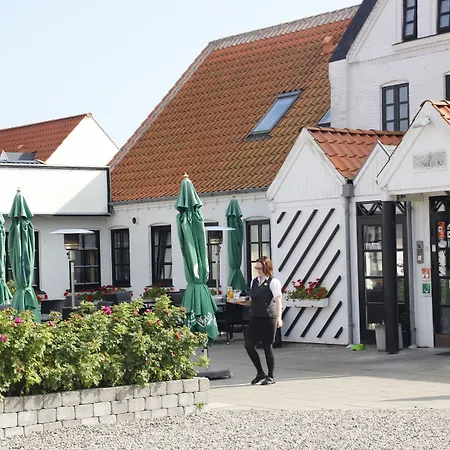 ホテル Aalbaek Badehotel