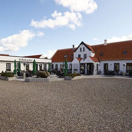 Aalbæk Gl. Kro Hotel