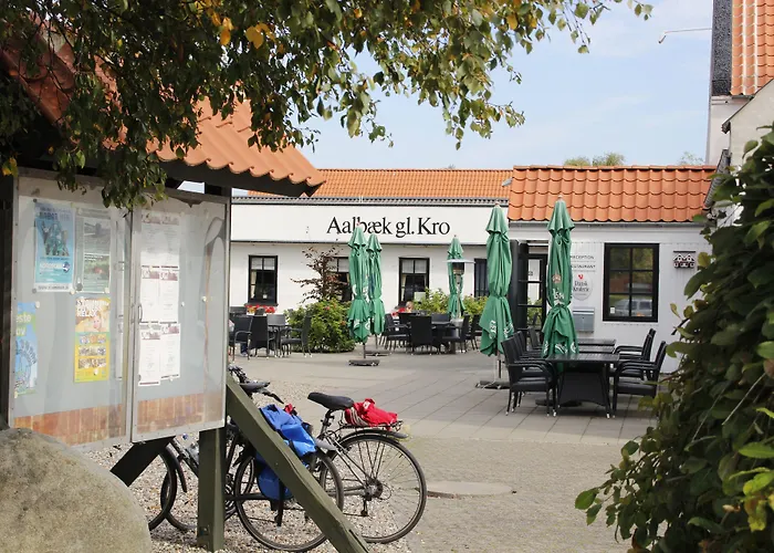 Aalbæk Hotel 3*